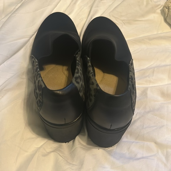 Clark’s - Picture 3 of 4